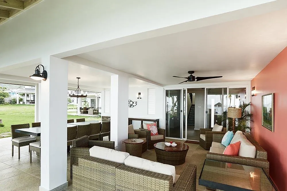 Coral Cay Villas Cherryfield 0*,