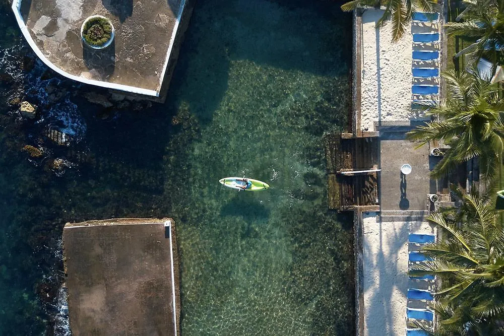Coral Cay Villas Cherryfield